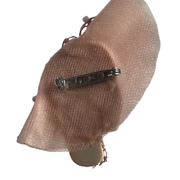 Vintage Handmade Victorian Style Lady Face Brooch Pin With Pink Hat u Beads - Picture 3 of 3